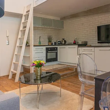 Warynskiego 9 - Piekna Panorama Miasta - Smart Tv 42 Cale - Wifi - Ekspres Kapsulkowy - W Pelni Wyposazona Kuchnia Daire